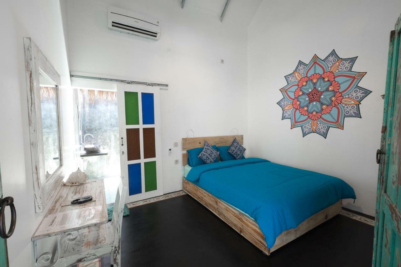 The Bodhi Tree Karimunjawa Hostel Exterior photo